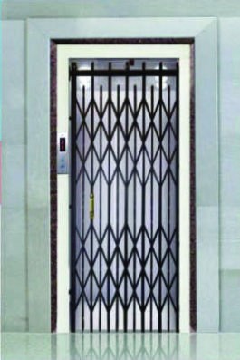 Manual Collapsible Door Elevators